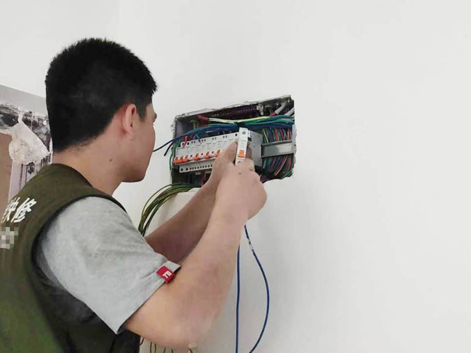 为什么合闸电压不够220v ？一站式解决合闸欠压痛点